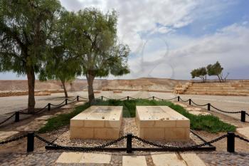  Kibbutz Sde Boker in the Negev desert.  Memorial Cemetery of the founder of Israel, David Ben Gurion and his wife Poline