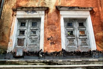 old door in ancient building