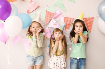 Little girls at Birthday party�