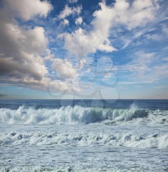 Royalty Free Photo of the Ocean Waves