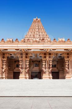 Shri Adhya Katyani Shakti Peeth Mandir is popularly known as Chhatarpur Temple