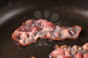 Pan roasted rashers of bacon - detail