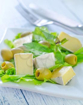 salad with camembert