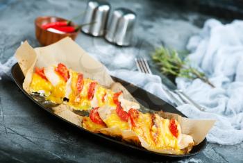 chicken breast with cheese and tomato