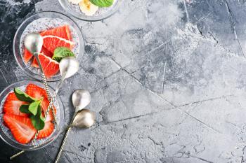 chia pudding with fruit in the glass