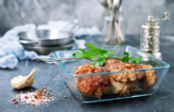 fried cutlets in glass bowl, chicken cutlets