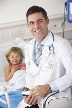 Doctor with child patient in USA Accident and Emergency