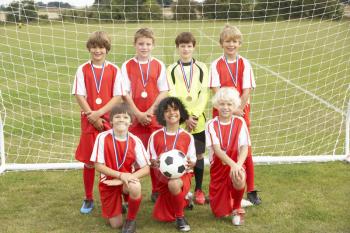 Winning junior football team portrait