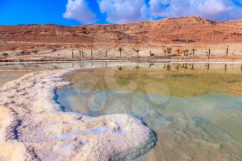  The evaporated salt acts over a water surface beautiful patterns. Decrease in water level in the Dead Sea