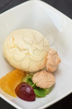 Fruit vanila ice cream in plate 