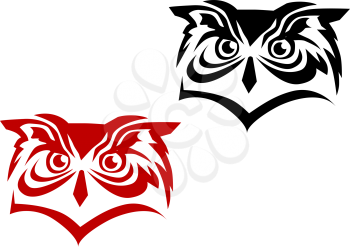 Royalty Free Clipart Image of Two Owls