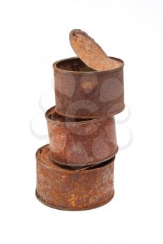 Pile of rusty can 