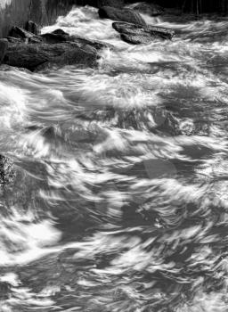 Abstract water movement in B&W.
