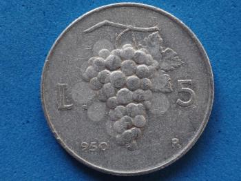 5 liras coin money (ITL), currency of Italy