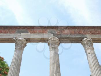 Colonne di San Lorenzo (St Lawrence columns) ancient Roman ruins, Milan, Italy