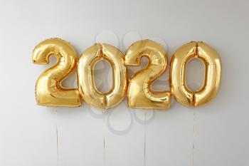 Figure 2020 made of balloons on light background�