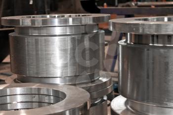 New flanges in the workshop of the plant