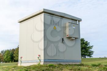 Electrical cabin controller for control high voltage system in the park