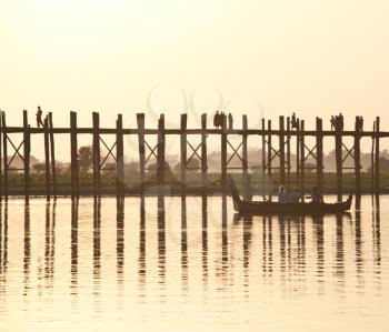 Royalty Free Photo of Tick Bridge in Myanmar