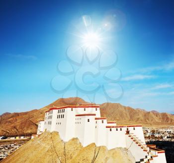 Royalty Free Photo of an Ancient Tibetan Fortress in Gyantse, Tibet