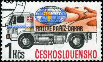 CZECHOSLOVAKIA - CIRCA 1989: A Stamp printed in Czechoslovakia devoted truck competition on Rally Paris - Dakar, circa 1989