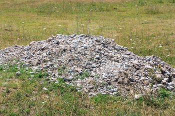 Pile of gravel. 