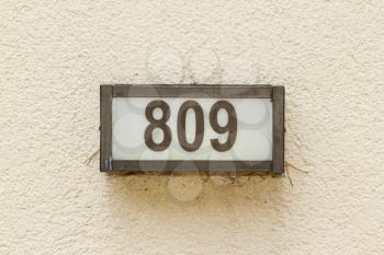 Close up shot of a lightbox with the number 809