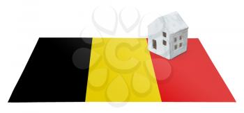 Small house on a flag - Living or migrating to Belgium