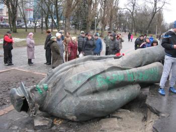 thrown big bronze monument to Lenin the leader of world proletariat in Chernigov