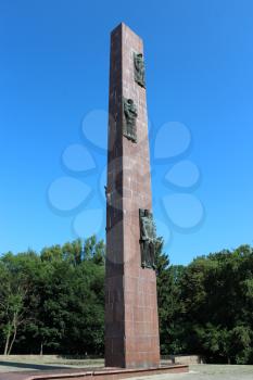 High monument to the lost soldiers in the sity