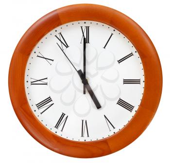 five o clock on round dial wall clock