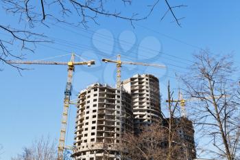 construction of multi-storey apartment building