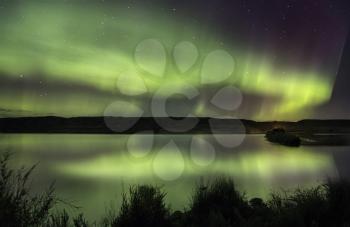 Northern Lights Aurora Borealis Saskatchewan reflection lake