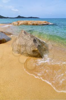 thailand kho samui bay isle white  beach    rocks in asia and south china sea
