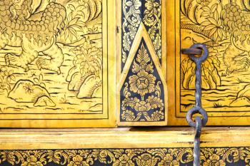  thailand       and  asia   in  bangkok     temple abstract cross colors door wat  palaces   colors religion      gate