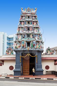The Sri Mariamman Temple is Singapore's oldest Hindu temple