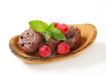 Mini chocolate cakes with raspberry filling