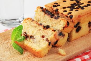 sponge cake topped with chocolate chips