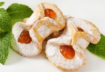 cookies with apricot jam filling
