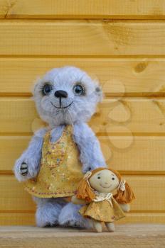 Handmade, the sewed toy: teddy-bear Chupa with girlfriend