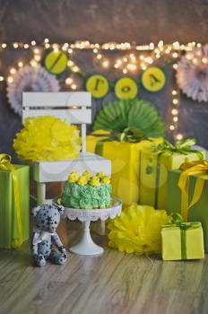 Yellow-green area in the photo Studio to celebrate the First birthday of the child.
