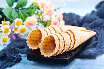 cone from waffle, cones for ice cream