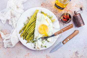 fresh breakfast, asparagus with fried egg, breakfast