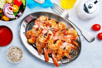 fried shrimps with spice, shrimps on plate, stock photo