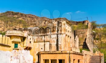 Defensive walls around Amer town. Jaipur - Rajasthan, India