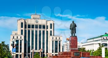 Monument to Vladimir Lenin in front of the Tatarstan Government Building in Kazan, Russia