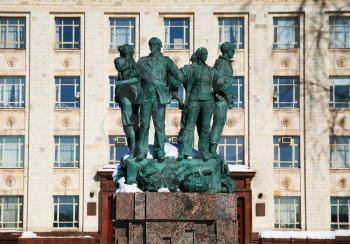 Statue of russian MSU students city background hd