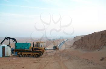 Equipment for construction of the oil pipeline. Preparation for construction and laying of pipelines.