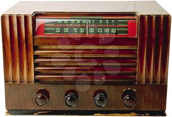 Royalty Free Photo of an antique Radio 