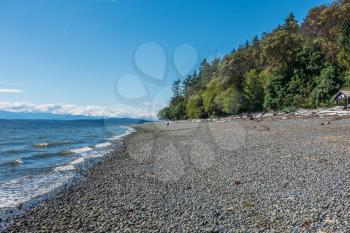 A view of the shoreline at Lincoln Park in West Seattle, Washington.